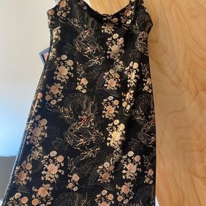 Cute bodycon dress with print on it from UO! Great condition, worn once:)